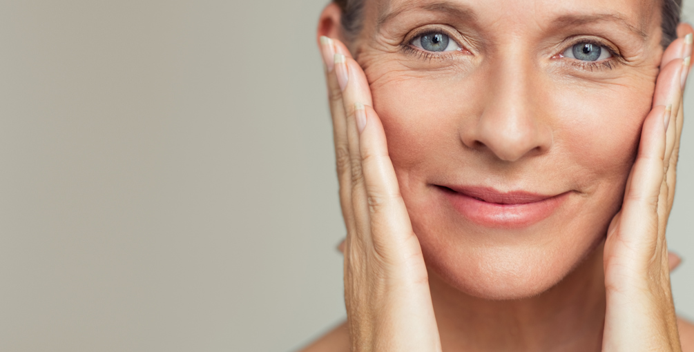 Chirurgische Facelift Of Liquid Facelift