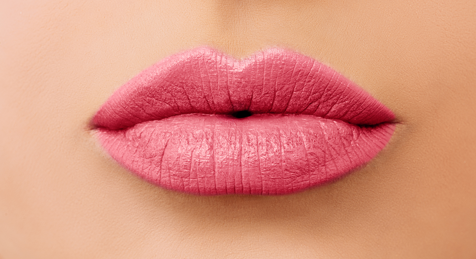 Augmentation Des Lèvres Avec Des Fillers