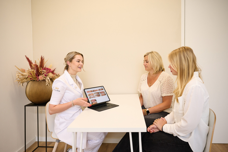 Consult Bij Acne Huidtherapeut