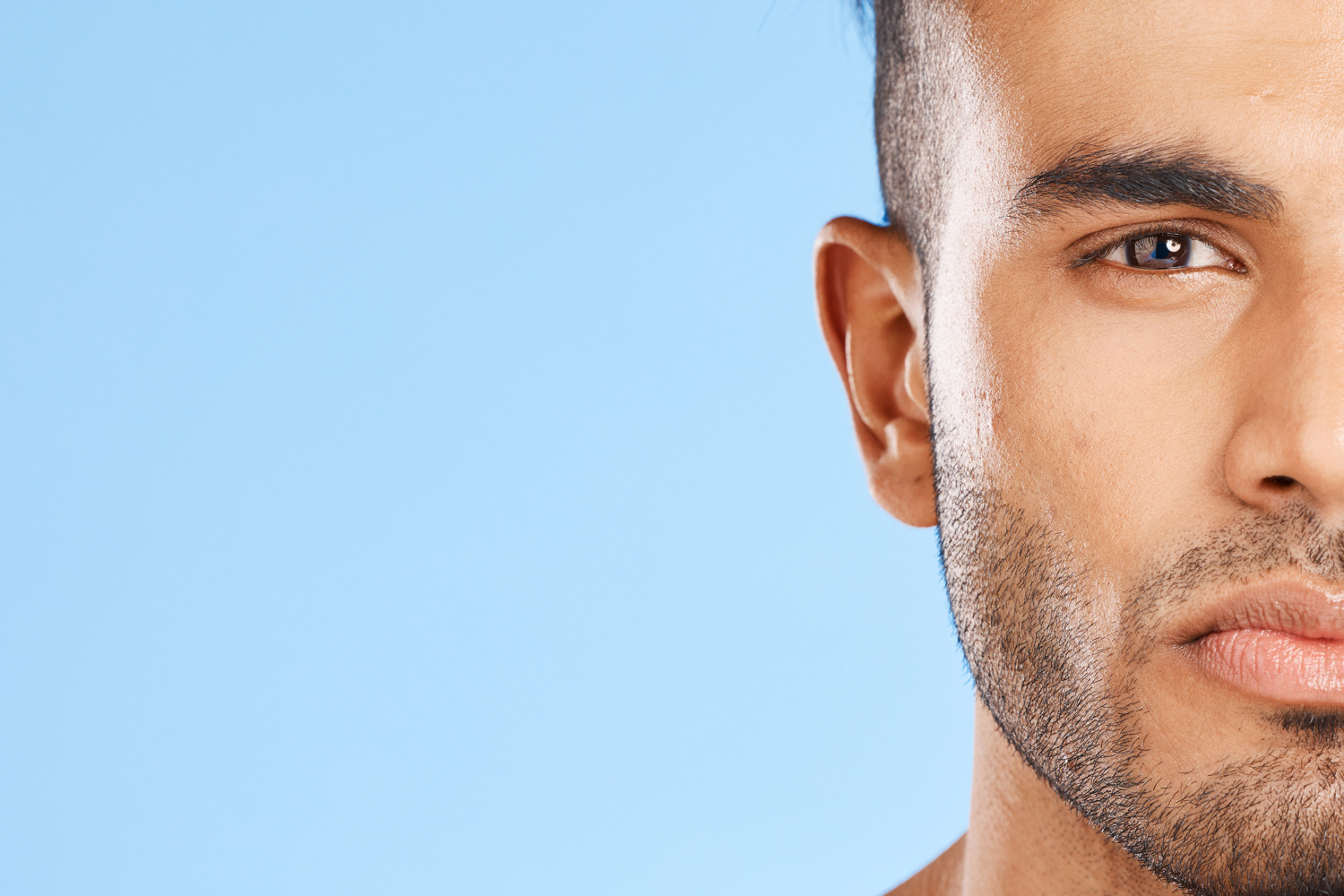Jawline Contoure Visage Acide Hyaluronique Homme