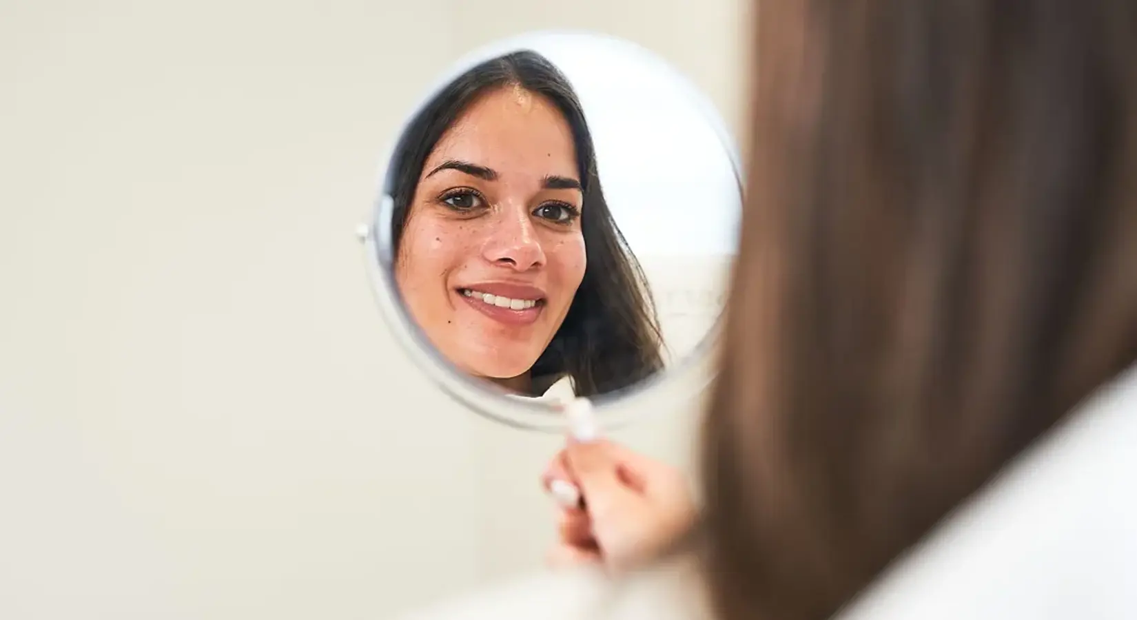 Traitements Esthétiques Avec Des Injections De Comblement