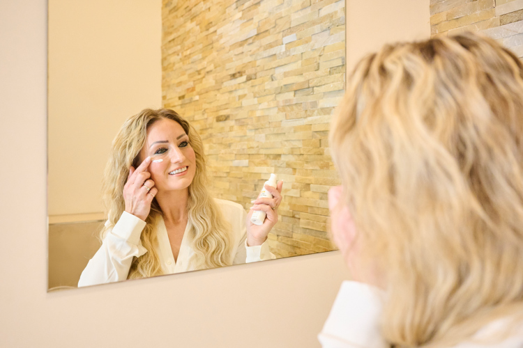 Voorbereiding Van De Huid Microneedling