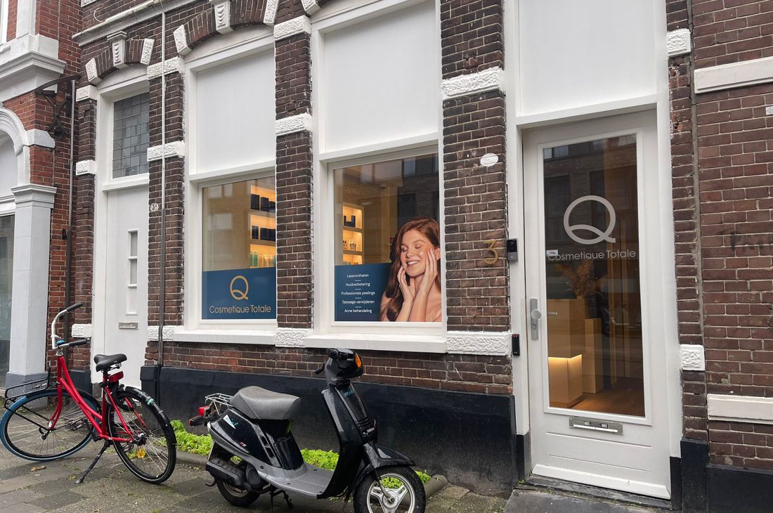 De vestiging van Cosmetique Totale aan de Oostersingel in Groningen
