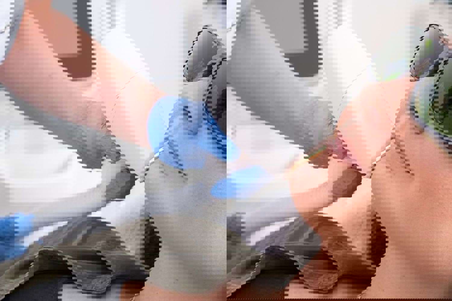 Laserns Ihres Gesichts